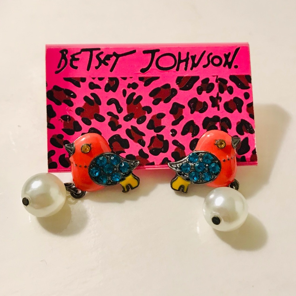 Betsey Johnson birds + dangle earrings